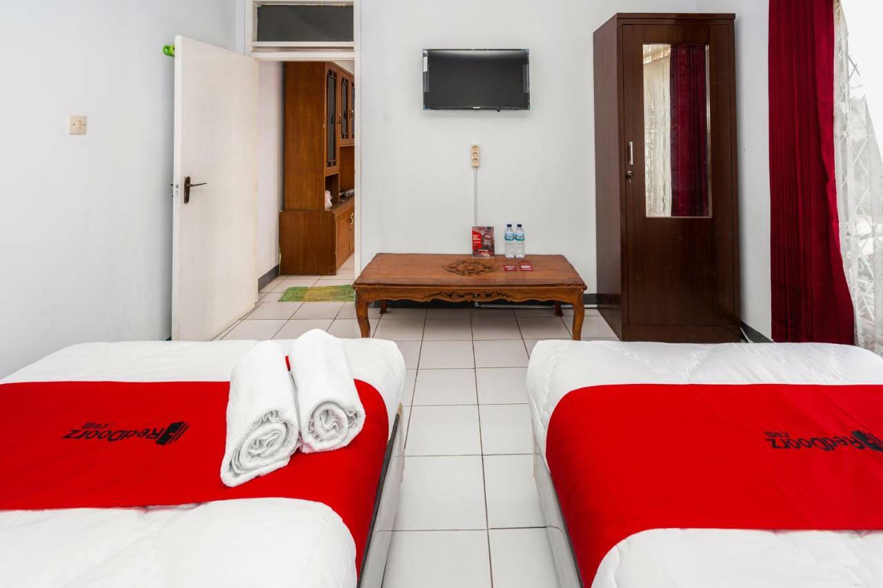 Reddoorz Syariah Near Rsud Cimacan Bogor Eksteriør billede